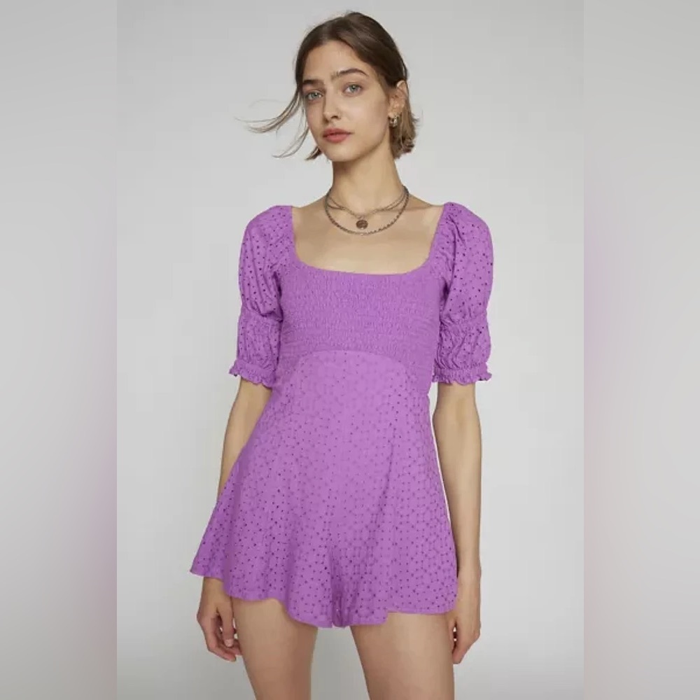 Kimchi Blue Ivy Eyelet Lace Romper - Size Medium